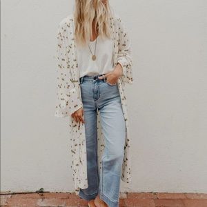 Carly Jean Los Angeles Long Kimono Cream Olive